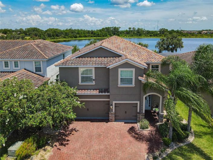 Image No.2-6 Bed Property for sale