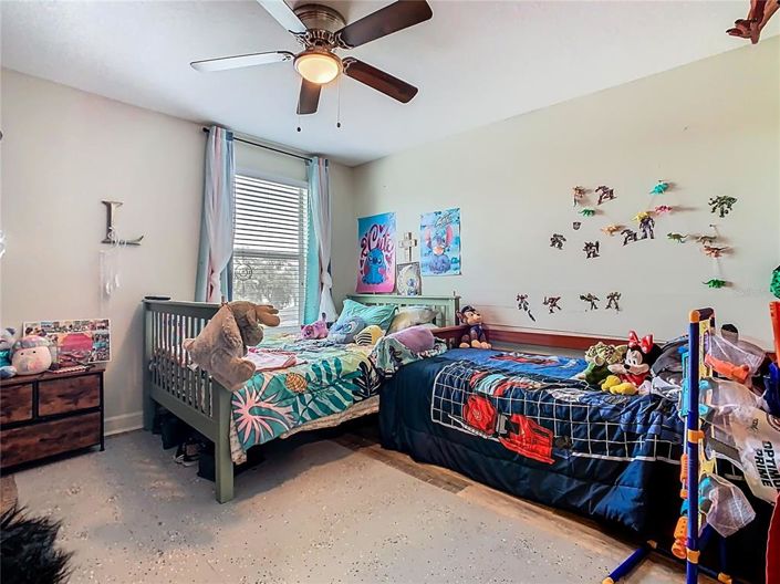 Image No.28-6 Bed Property for sale