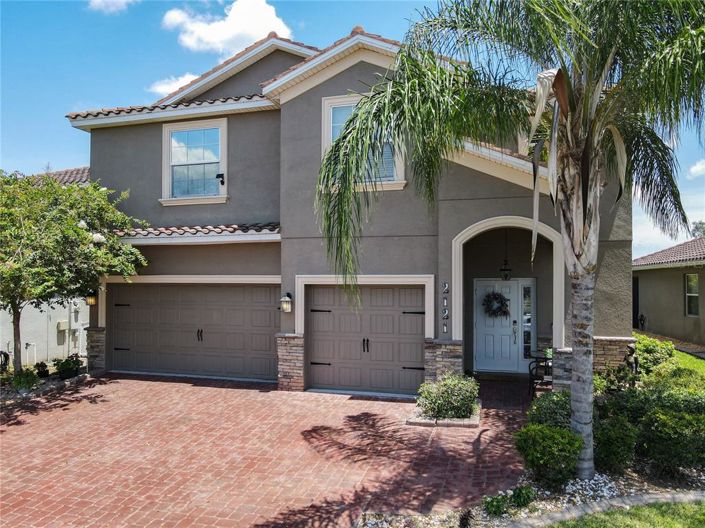 Image No.39-6 Bed Property for sale