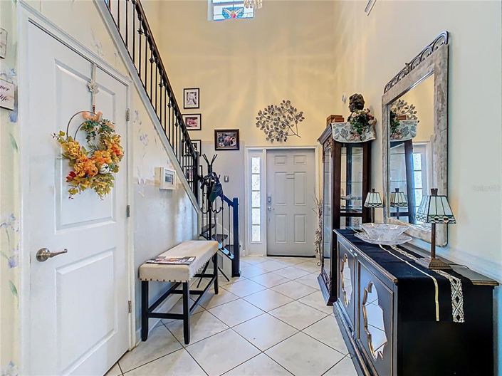 Image No.4-6 Bed Property for sale