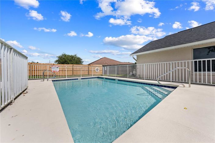 Image No.4-3 Bed Townhouse for sale