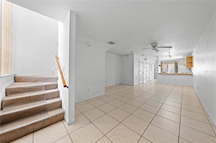 Image No.8-3 Bed Townhouse for sale