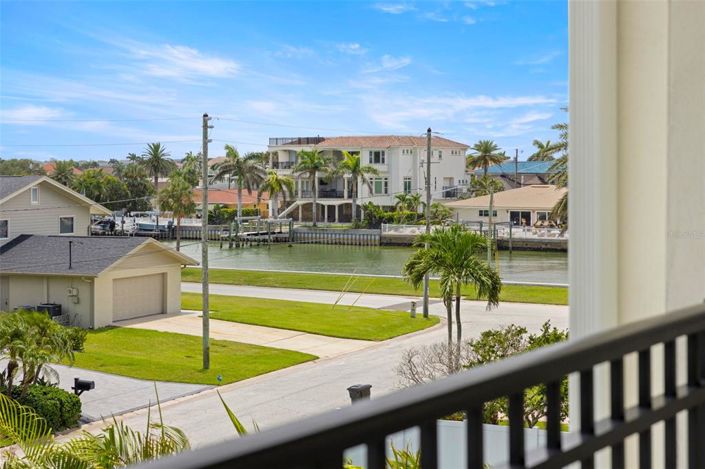 Image No.46-4 Bed Property for sale