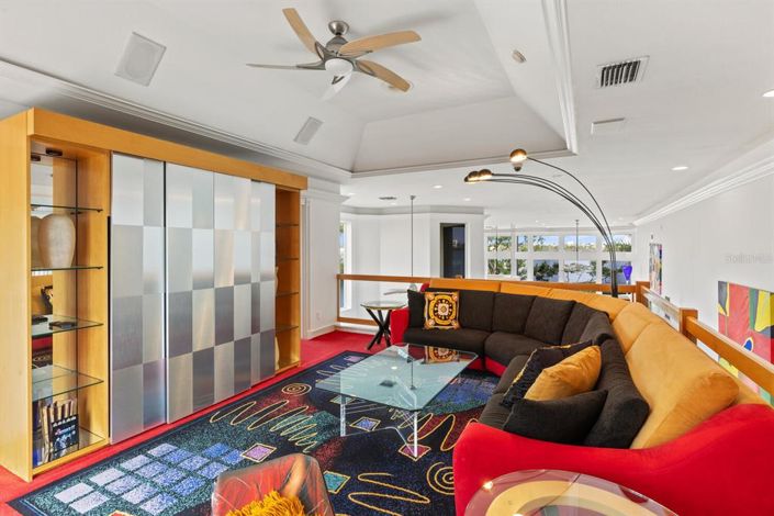 Image No.26-3 Bed Property for sale