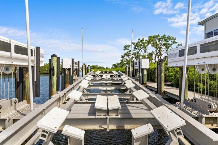 Image No.39-3 Bed Property for sale