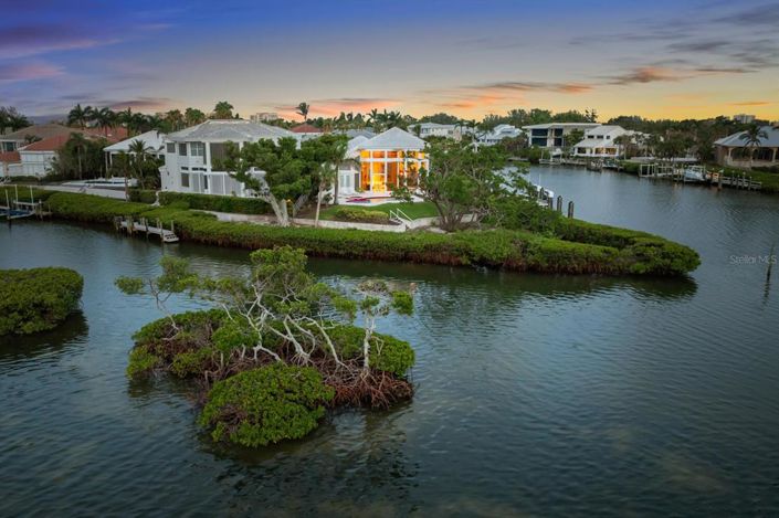 Image No.44-3 Bed Property for sale