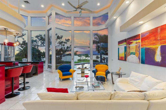 Image No.45-3 Bed Property for sale