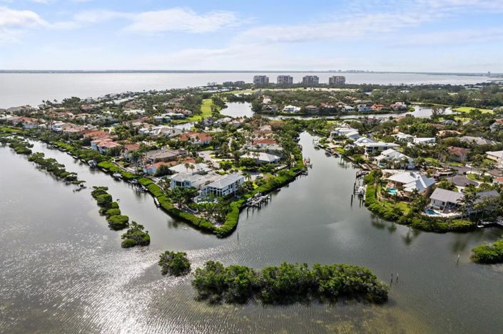 Image No.58-3 Bed Property for sale