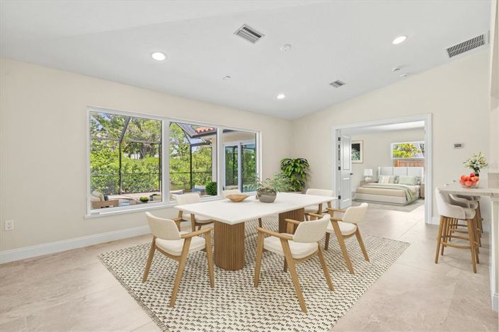 Image No.13-4 Bed Property for sale