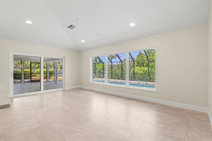 Image No.37-4 Bed Property for sale