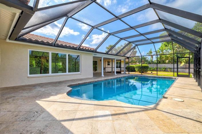 Image No.60-4 Bed Property for sale