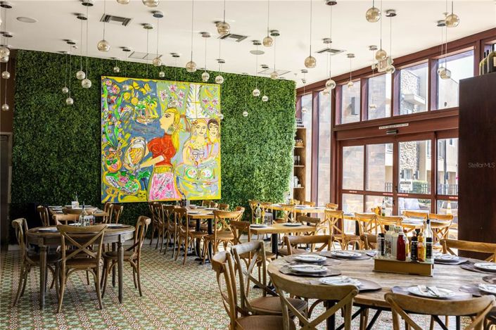 Image No.47-4 Bed Townhouse for sale