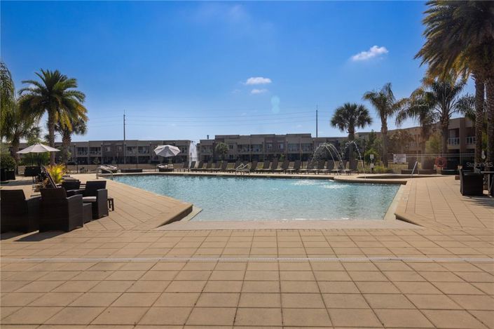 Image No.48-4 Bed Townhouse for sale