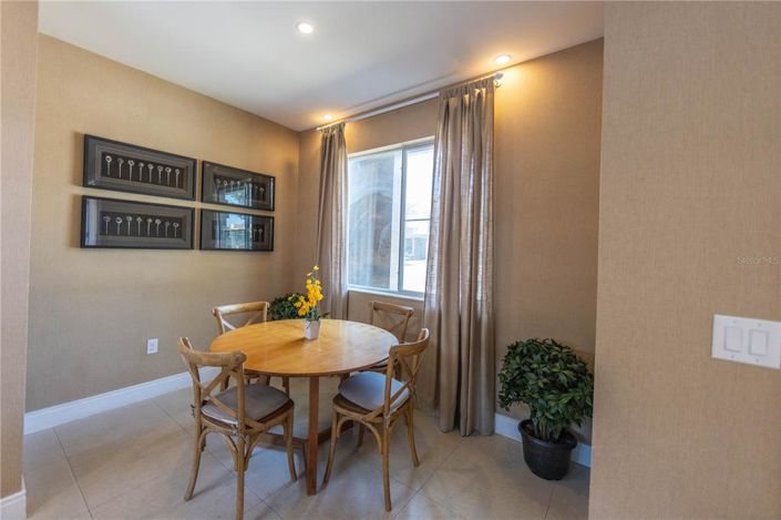 Image No.5-4 Bed Townhouse for sale