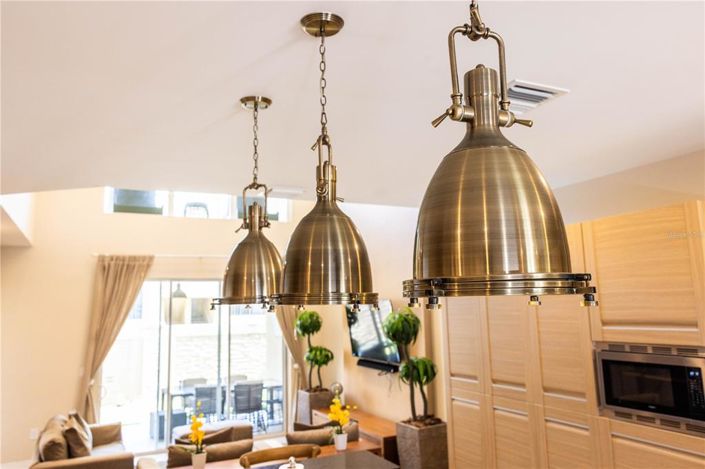 Image No.8-4 Bed Townhouse for sale