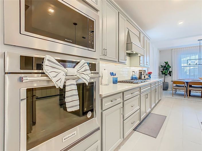 Image No.19-5 Bed Property for sale