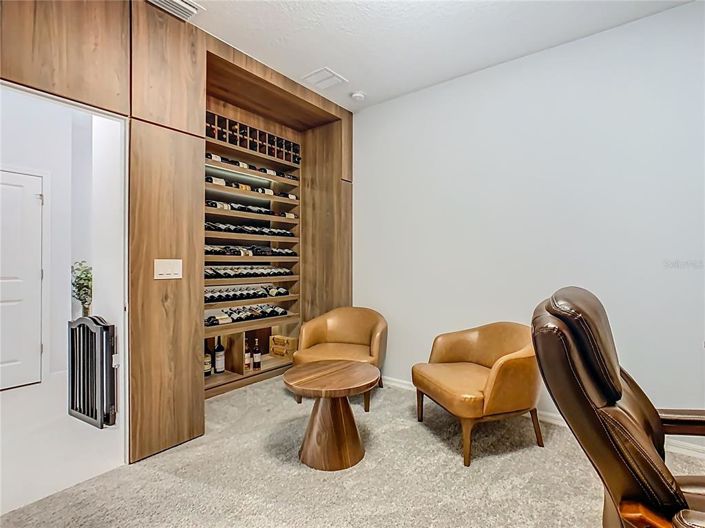 Image No.28-5 Bed Property for sale