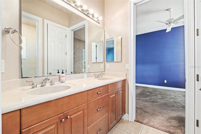 Image No.13-5 Bed Property for sale