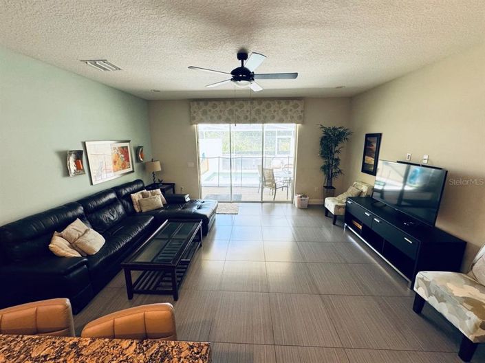 Image No.8-3 Bed Townhouse for sale