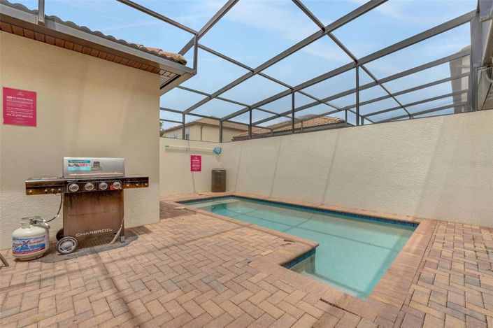 Image No.19-4 Bed Townhouse for sale