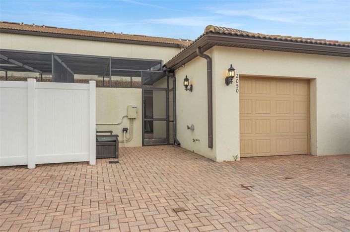 Image No.21-4 Bed Townhouse for sale