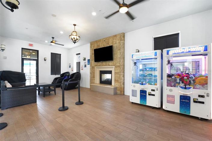 Image No.35-4 Bed Townhouse for sale