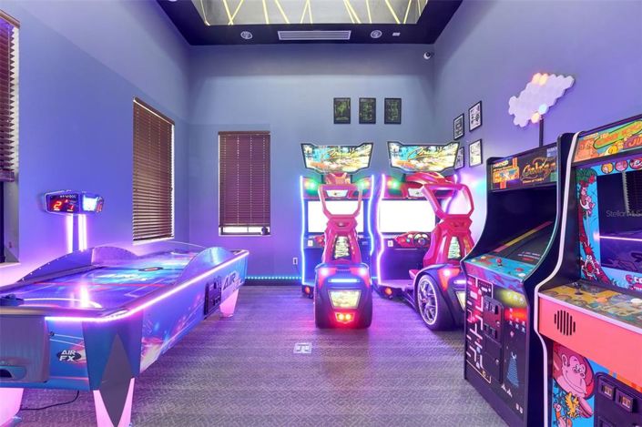 Image No.36-4 Bed Townhouse for sale