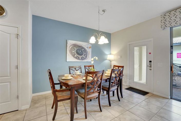 Image No.7-4 Bed Townhouse for sale