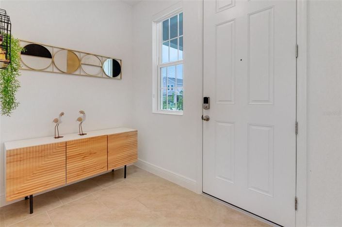 Image No.10-4 Bed Property for sale