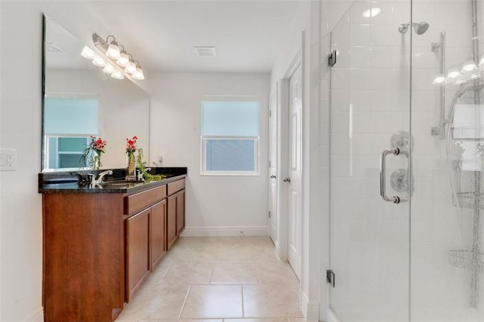 Image No.26-4 Bed Property for sale