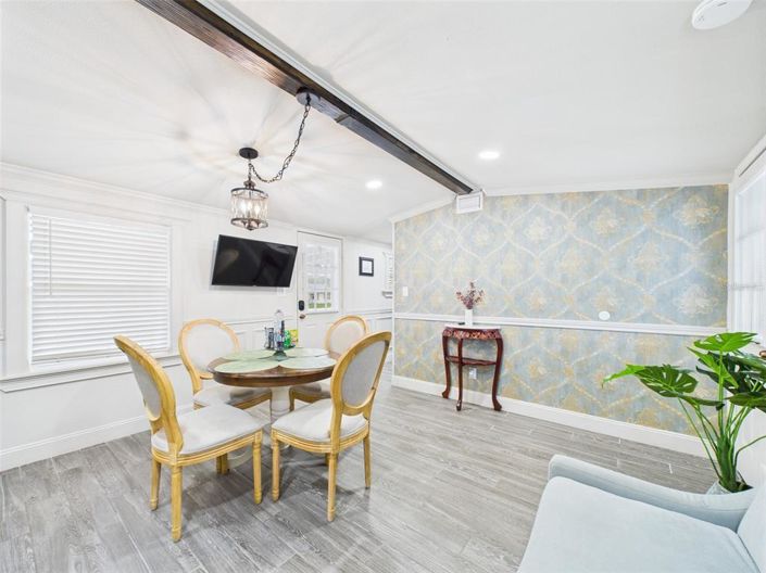 Image No.10-3 Bed Property for sale