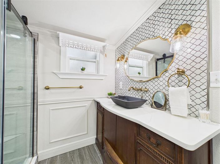 Image No.14-3 Bed Property for sale