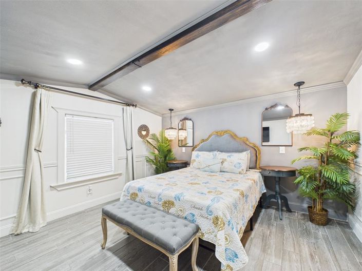 Image No.17-3 Bed Property for sale