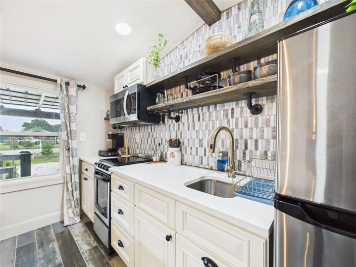 Image No.25-3 Bed Property for sale