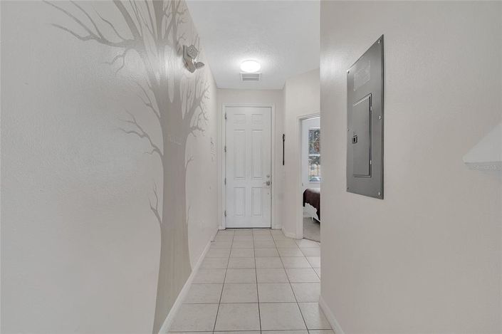 Image No.10-3 Bed Townhouse for sale