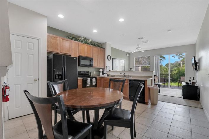 Image No.13-3 Bed Townhouse for sale