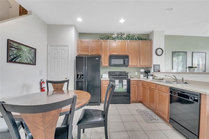 Image No.14-3 Bed Townhouse for sale