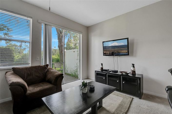 Image No.20-3 Bed Townhouse for sale