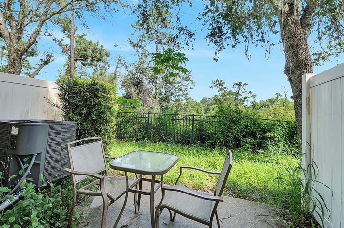 Image No.22-3 Bed Townhouse for sale