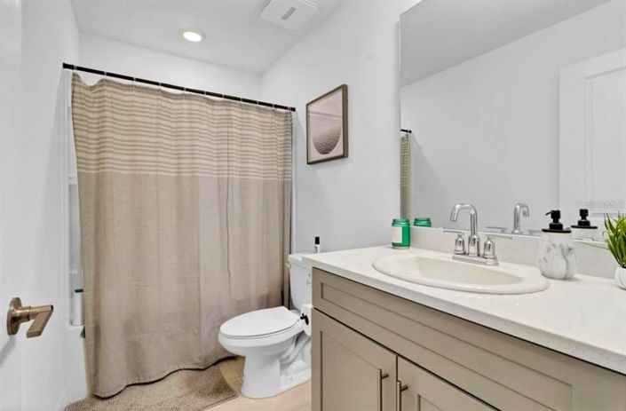 Image No.15-3 Bed Townhouse for sale