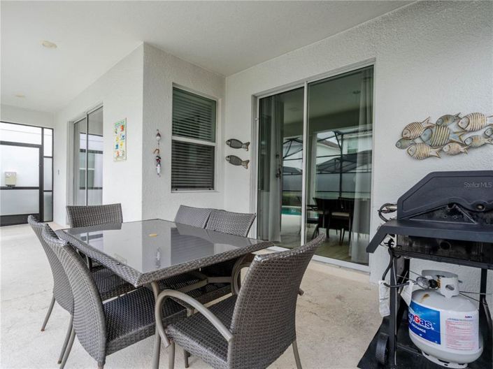 Image No.10-6 Bed Property for sale