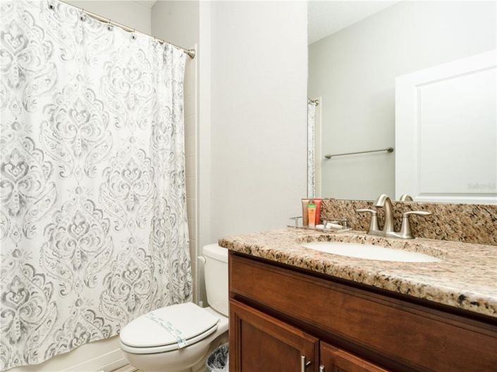 Image No.16-6 Bed Property for sale