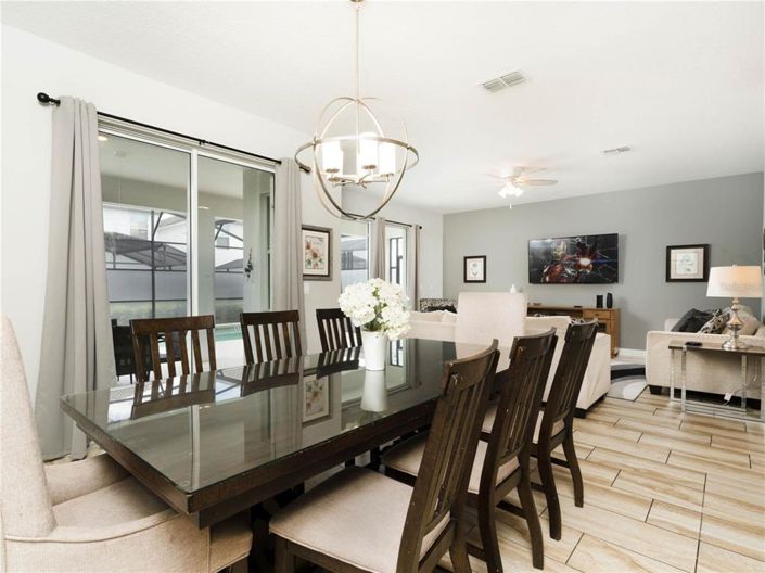 Image No.26-6 Bed Property for sale