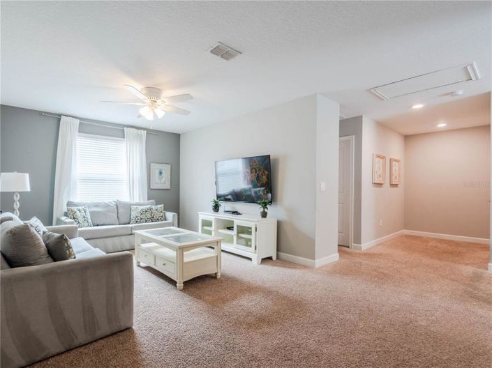 Image No.30-6 Bed Property for sale