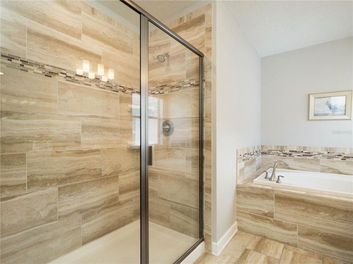 Image No.38-6 Bed Property for sale