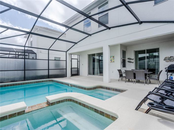 Image No.7-6 Bed Property for sale