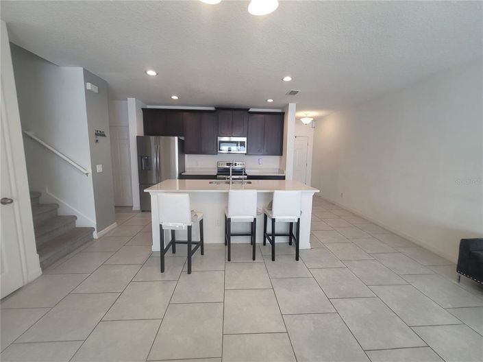 Image No.10-4 Bed Townhouse for sale