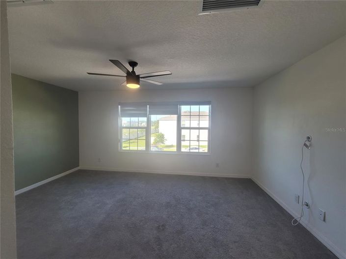 Image No.17-4 Bed Townhouse for sale