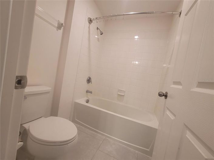 Image No.23-4 Bed Townhouse for sale