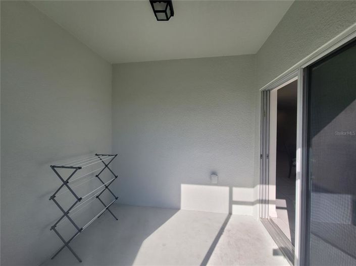 Image No.25-4 Bed Townhouse for sale